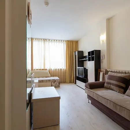❤ Style Studio W Kitchen & Washer, Pool❤qo❤ Appartement Slantchev Briag